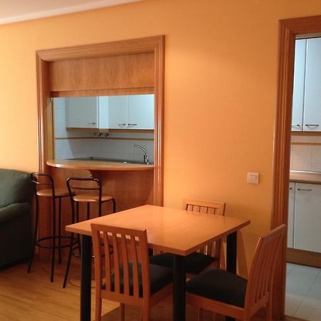 Apartamentos Turisticos Puerta De Леон Экстерьер фото